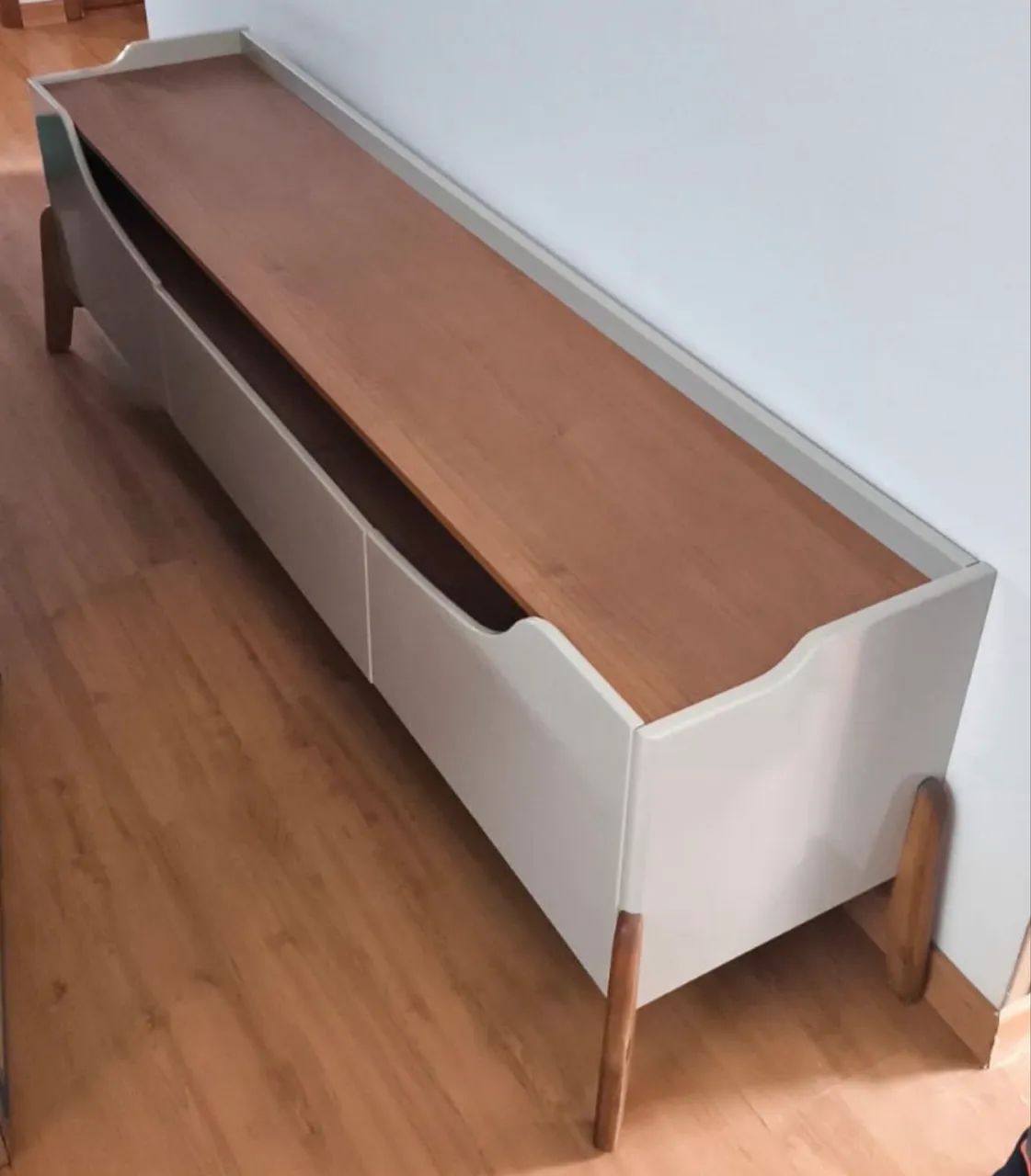 Rack Moderno em MDF NOVO