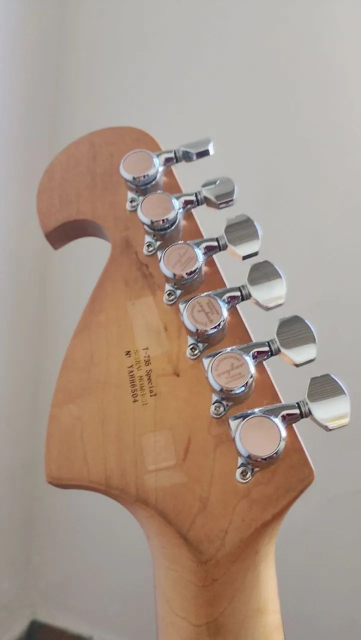 Guitarra Tagima 750 séries 