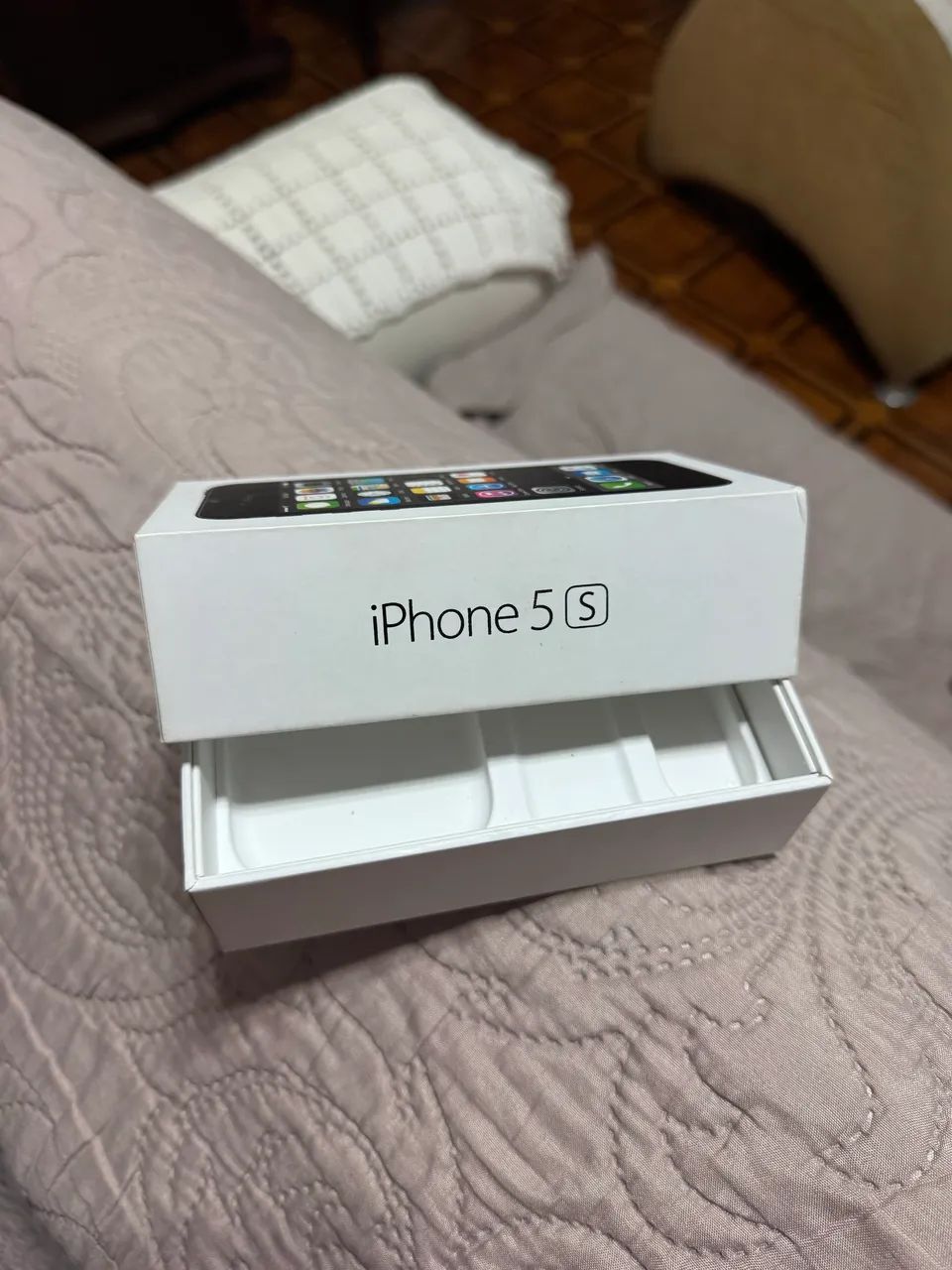 Caixas Originais Apple ? iPhone 5s + iPhone 13 - Foto 4