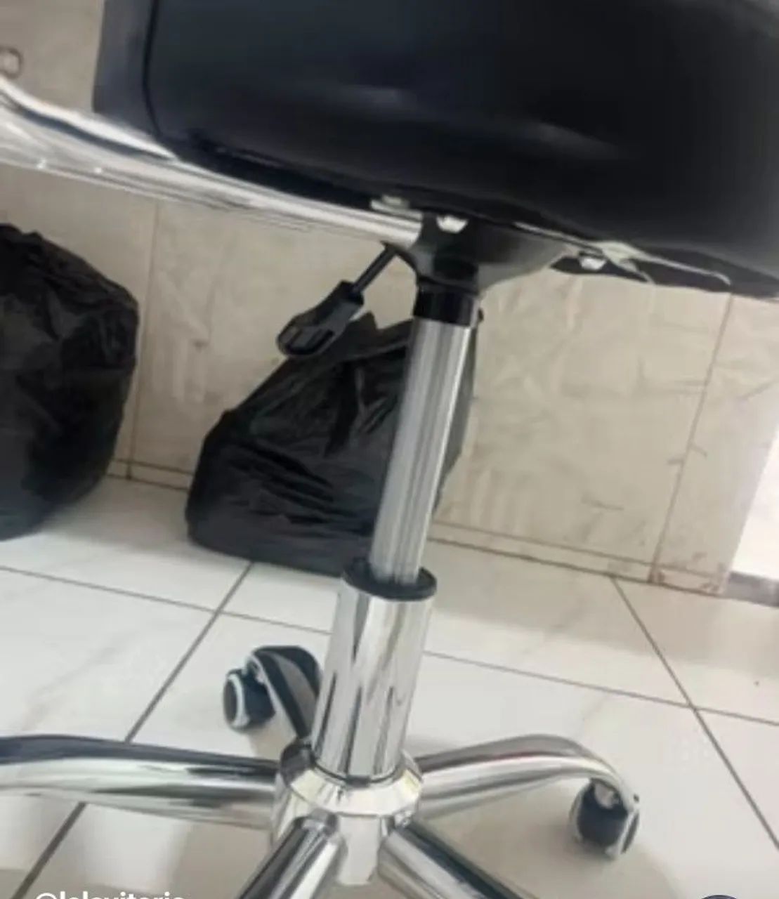 Cadeira com encosto e elevação  - Foto 3