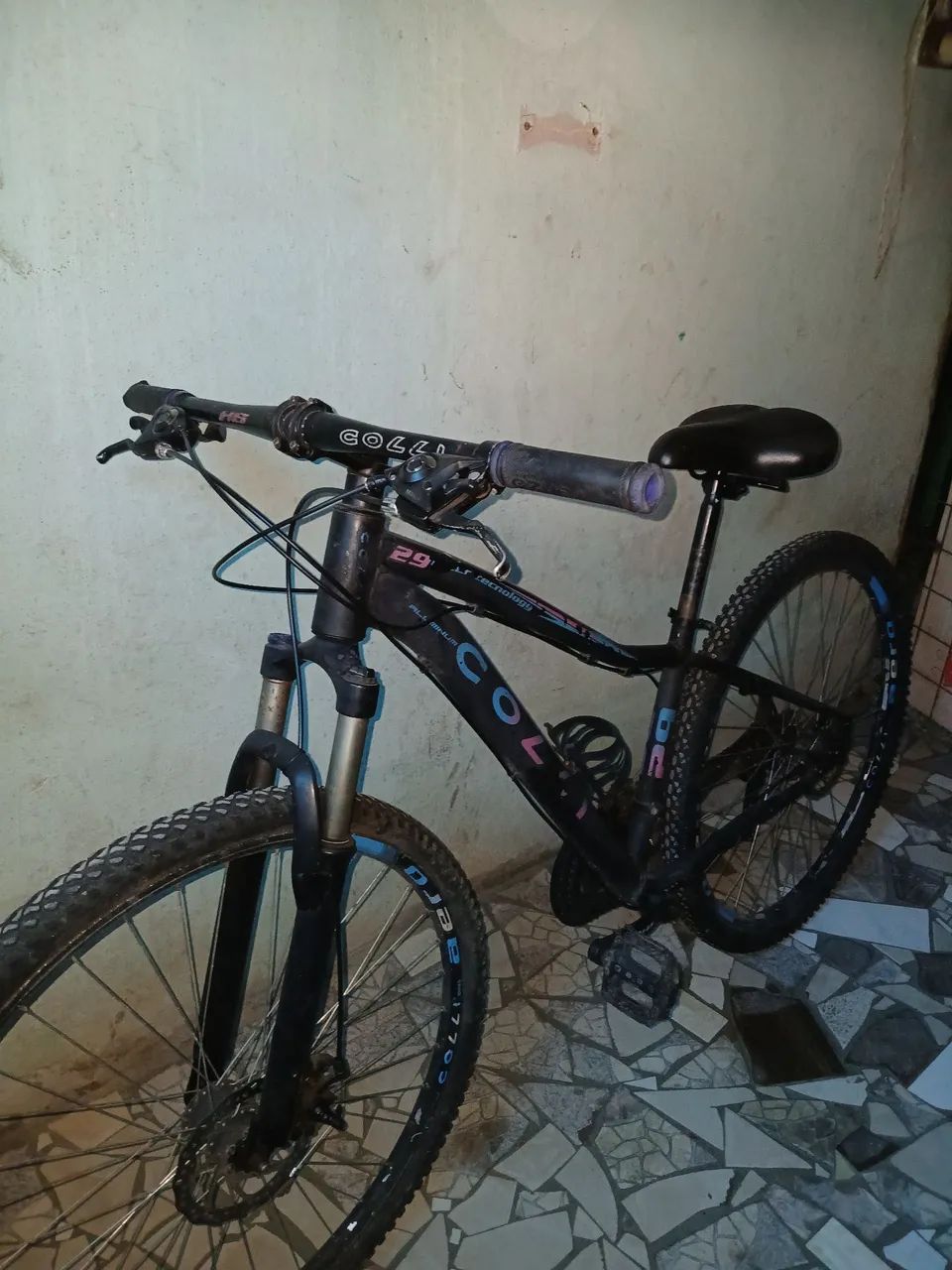 Vendo Bicicleta aro 29 Colli com documento