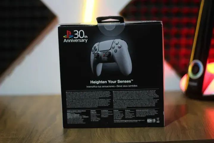 CONTROLE PS5 EDIÇÃO 30 ANOS DUALSENSE LACRADO (OLXPAY) - Foto 2