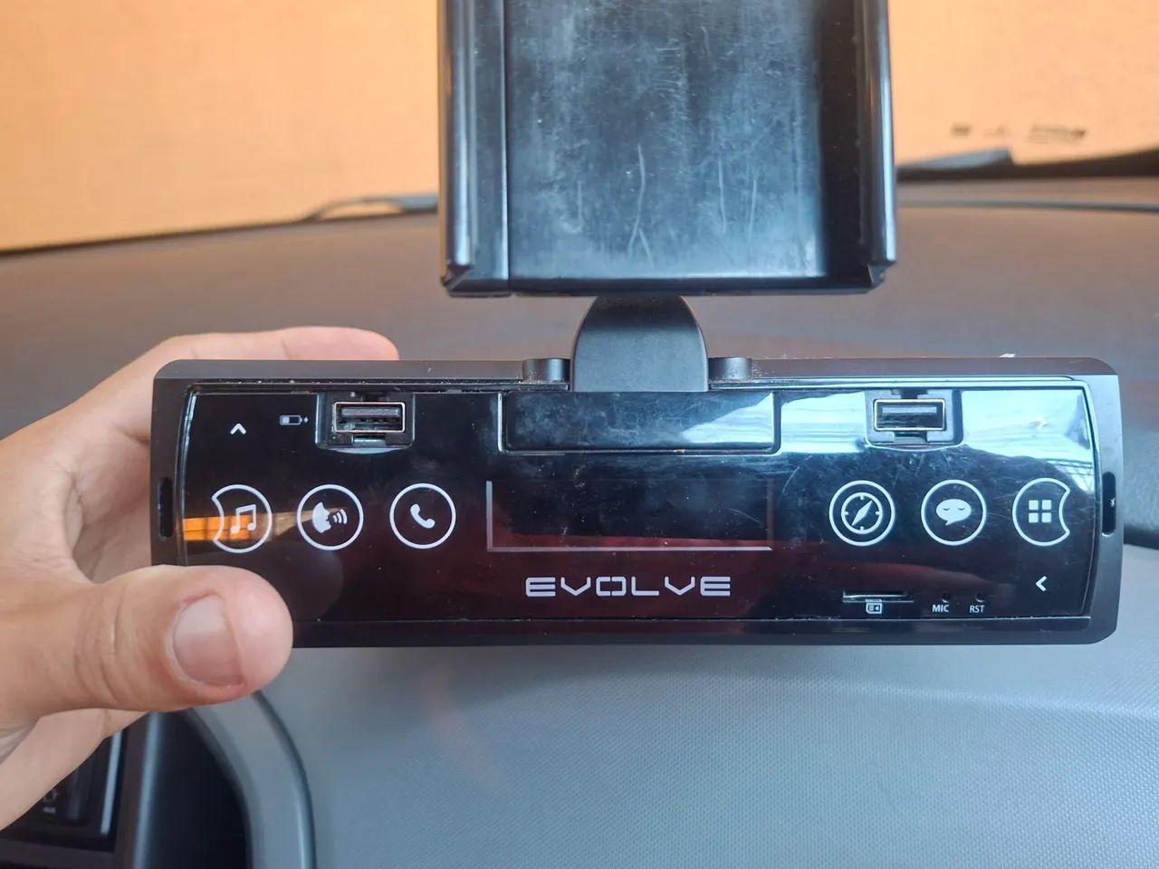 Som Automotivo Multilaser Evolve P3352 Usb Fm, Bluetooth, C/ Suporte 