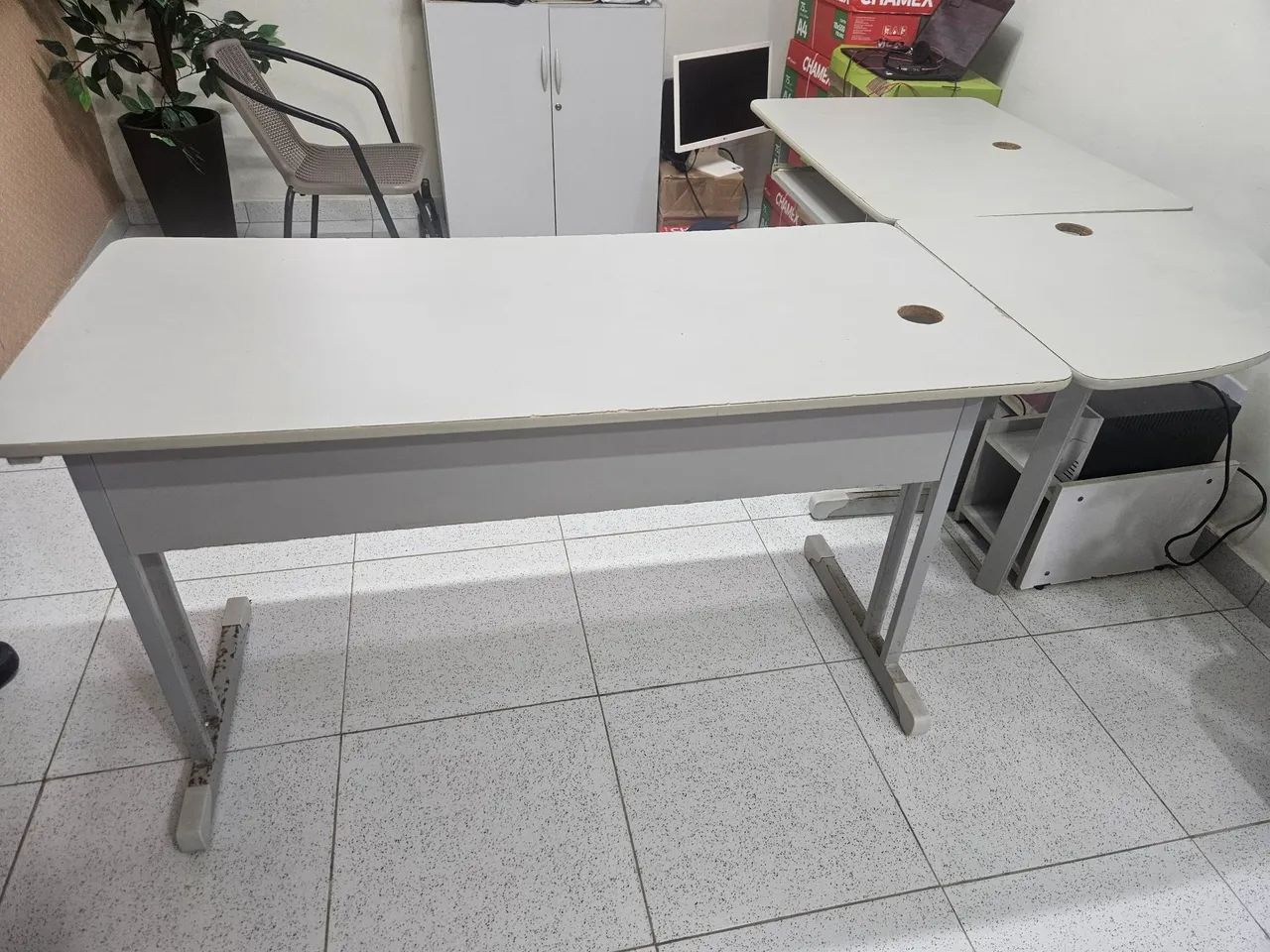 Mesa trabalho em l escritório  - Foto 5