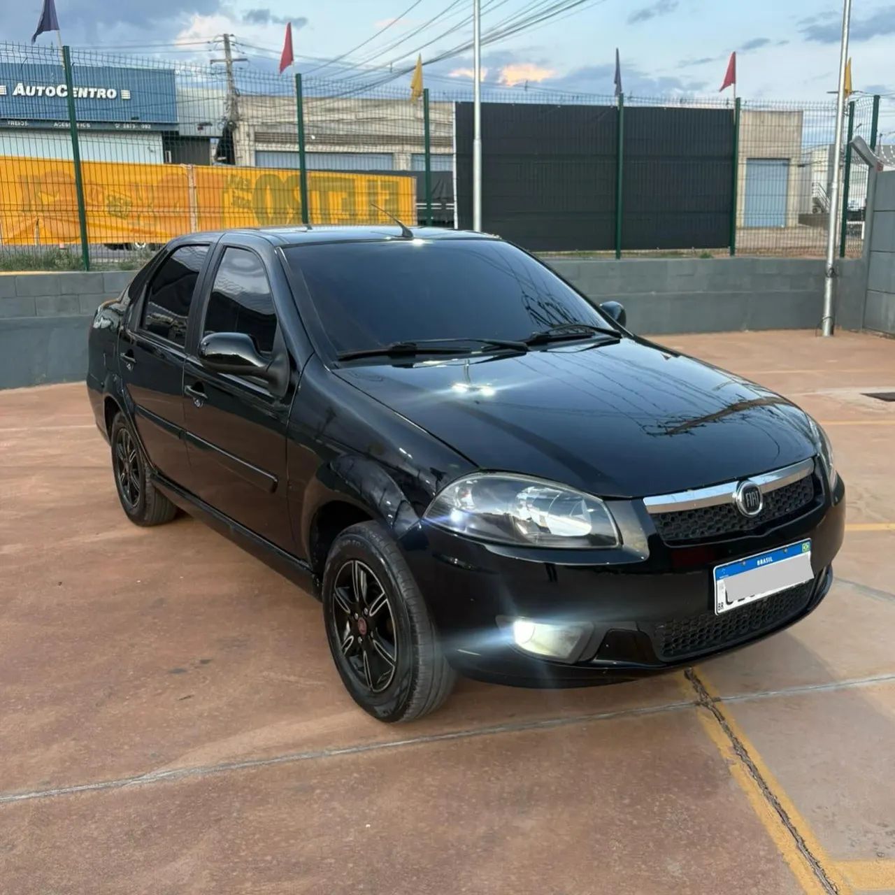 Fiat Siena ELX 1.0 MPI Fire/fire Flex 8V 4P 2010 - Foto 9