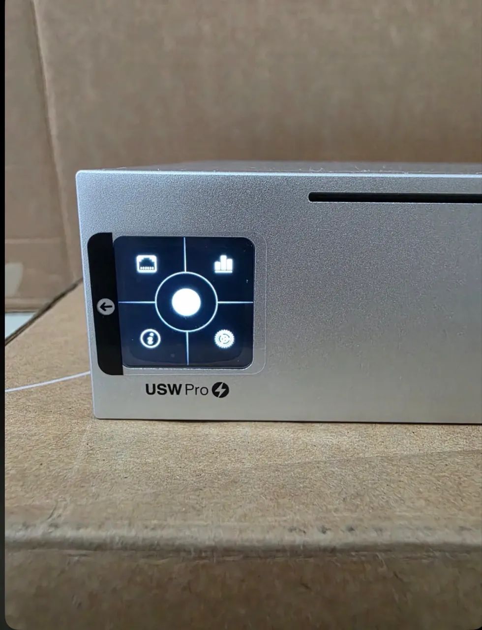 Switch Ubiquiti Pro 24 POE