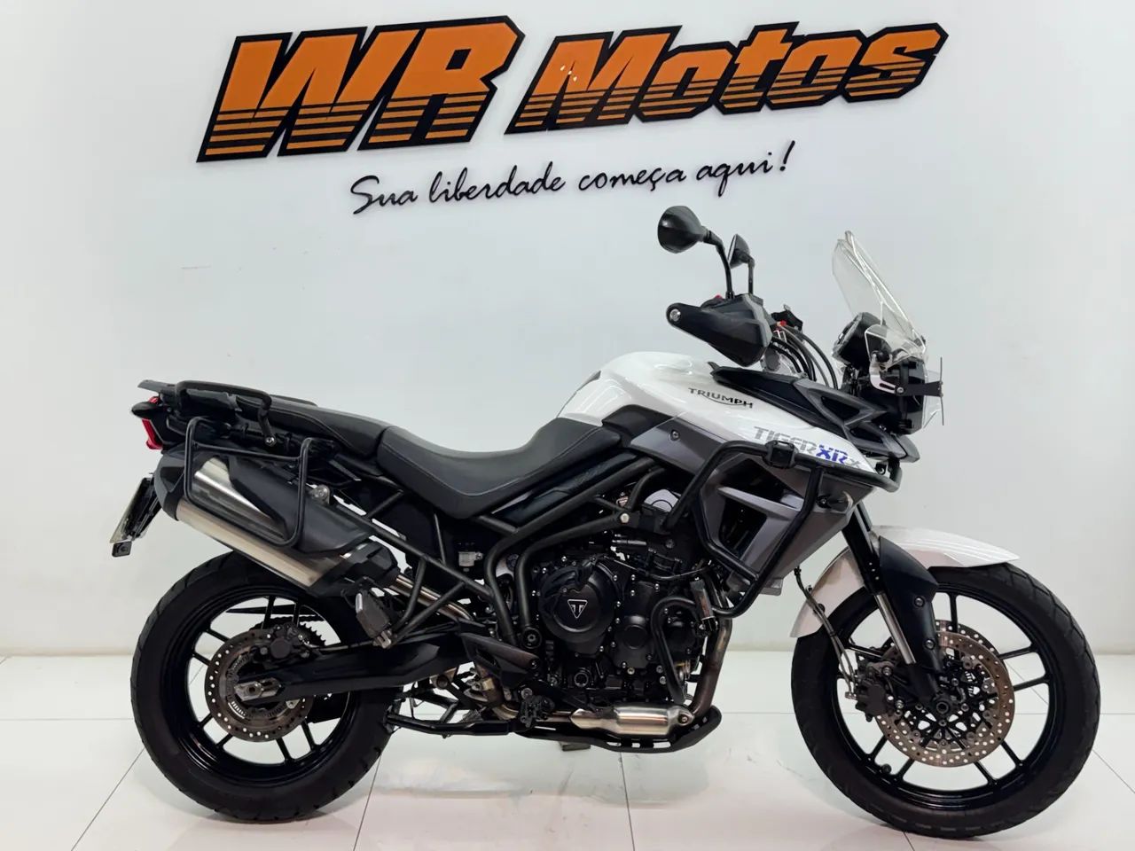 TRIUMPH TIGER 800 XRX