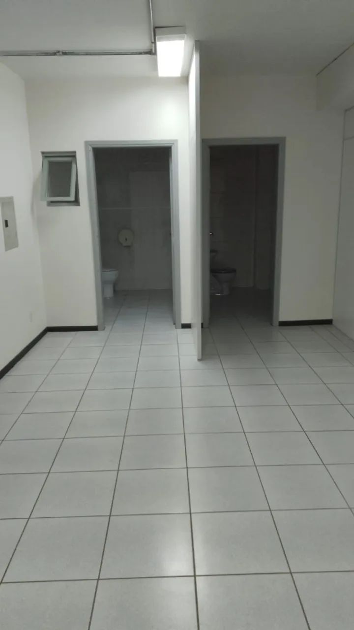 Imovel comercial no centro, 1635 m2 em Ponta Grossa/Pr - Foto 2