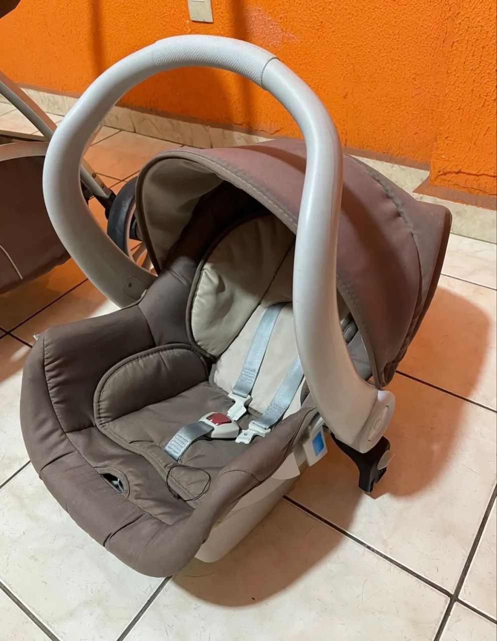 VENDO CARRINHO + BEBÊ CONFORTO - Foto 3