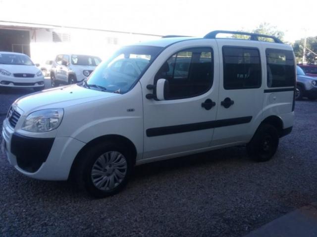 DOBLO 1.4 MPI ATTRACTIVE 8V FLEX 4P MANUAL - Foto 2
