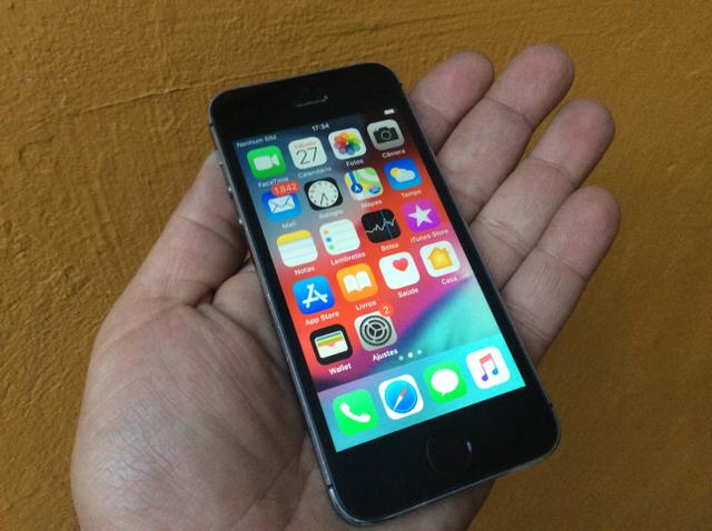 IPhone 5 s 16gb + capa a prova d?água e queda - Foto 2
