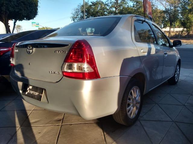 Etios 1.5 XLS Sedan 2013 - Foto 6