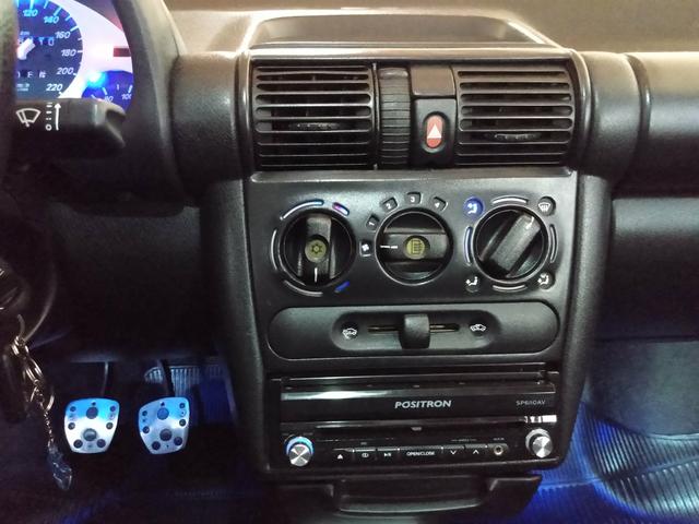 Corsa 1.6 ano 01 Hatch 4 portas completo menos direção - Foto 4