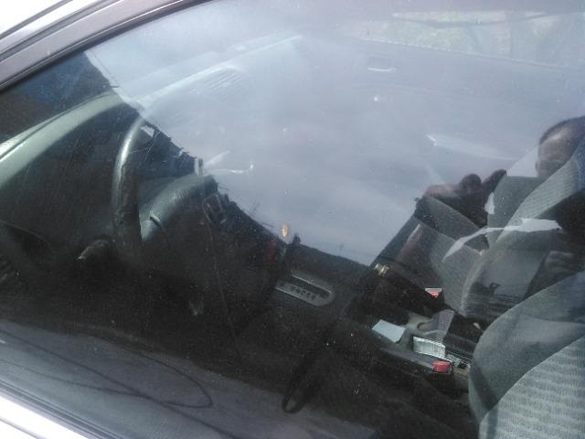 Estou vendendo honda civic 2001 automatico - Foto 5