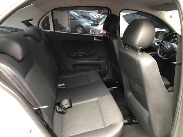 VOLKSWAGEN VOYAGE 2016/2017 1.6 MSI TOTALFLEX TRENDLINE 4P MANUAL - Foto 6