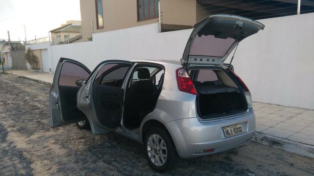 Fiat Punto ELX 1.4 2009/2010 Flex 8V, 5 portas, Cor prata - Foto 9