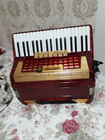 Acordeon scandalli 80 baixos - Foto 5