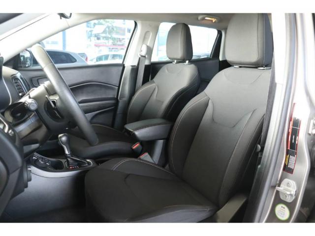 Jeep Compass LONGITUDE 2.0 4X4 - Foto 12