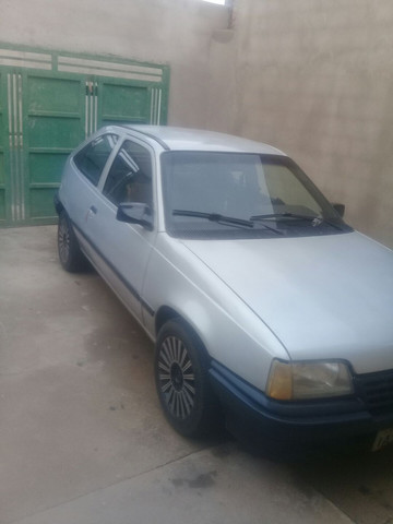 Vendo ou troco por outro kadette ano 90 - Foto 5