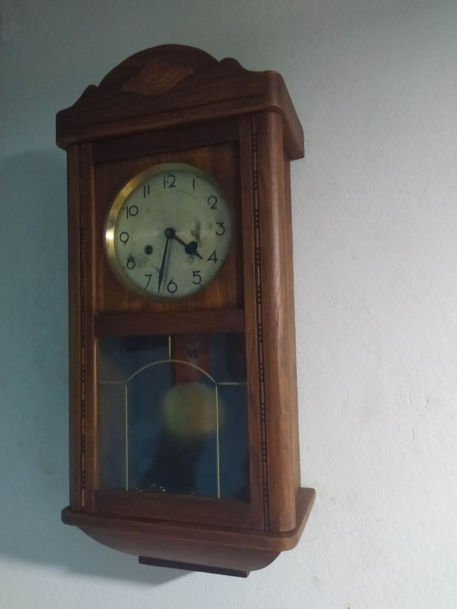 Promoção!!!!Antigo relógio Junghars, restaurado caixa de madeira original. - Foto 2