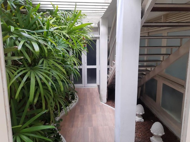 Casa para aluguel possui 397 metros quadrados com 6 quartos em Madalena - Recife - PE - Foto 5