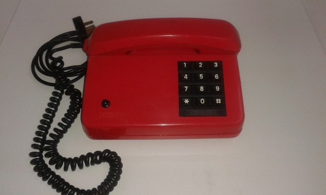 Telefones antigos para decoração bom estado 89,00 cada - 0402 - Pix  - Foto 4