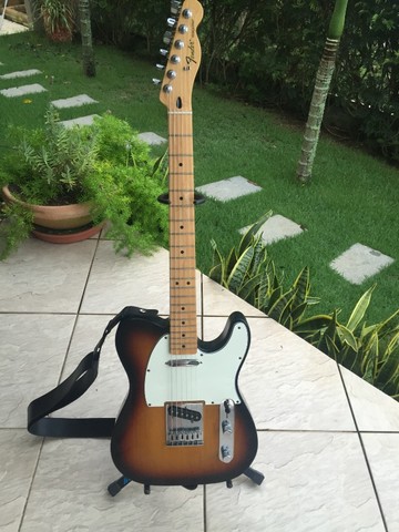 Guitarra Fender Telecaster MIM, 2013 em excepcional estado.