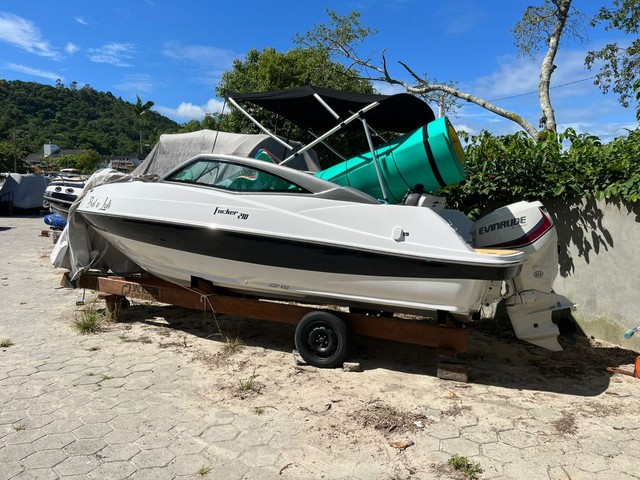 Focker 210 Open- 2020 x1 Evinrude E-TED 130 HP ñ Triton Ventura Fs Real 