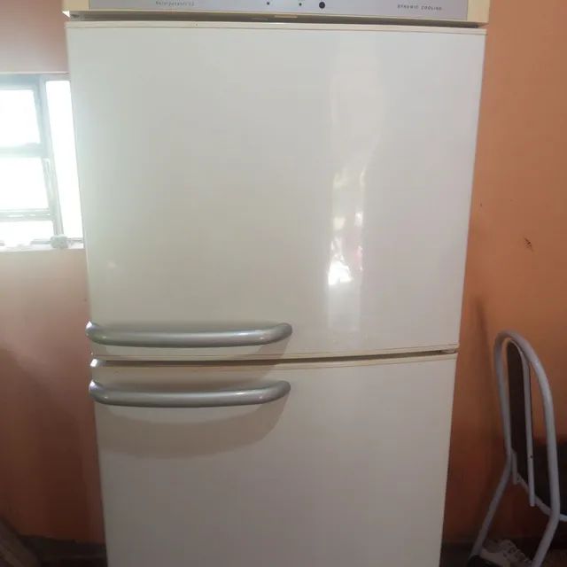 bosch glass line refrigerator 47