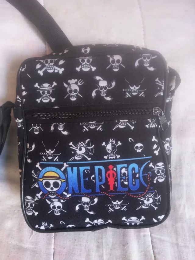 Vendo uma pochete. 
