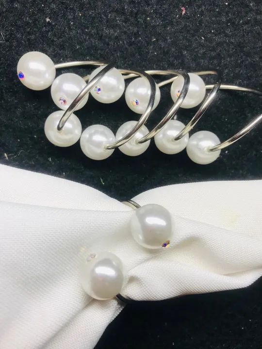 Conjunto c/ 6 Porta Guardanapos de Pérolas com Strass. - Foto 4