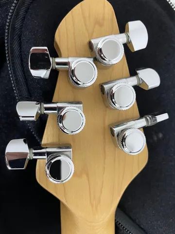 Guitarra Peavey Predator Plus (somente venda) - Foto 5