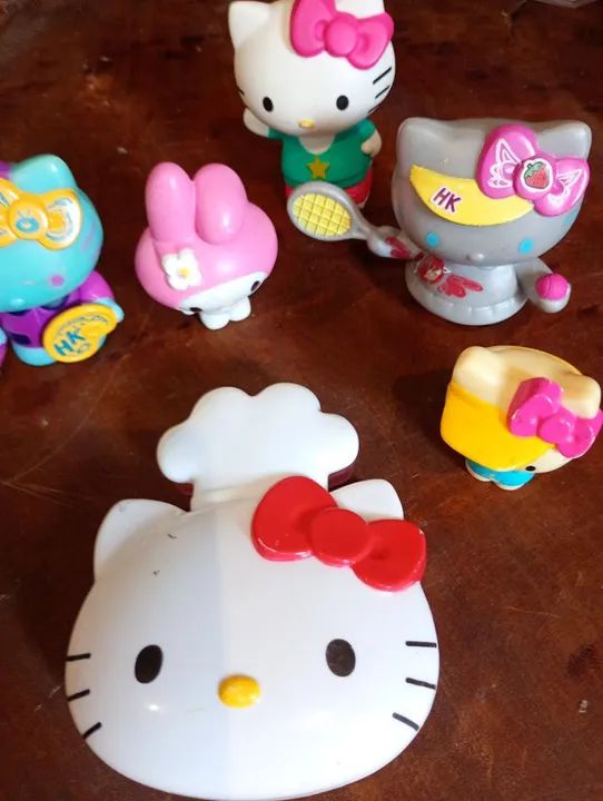 6 Hello Kittys  - Foto 2