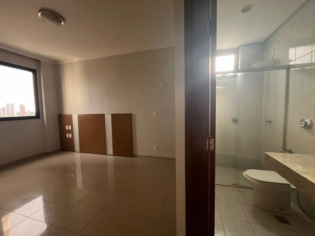 Apartamento 03 Suites plenas com armários e escritório (incluso condomínio e água) - 204 S - Foto 10