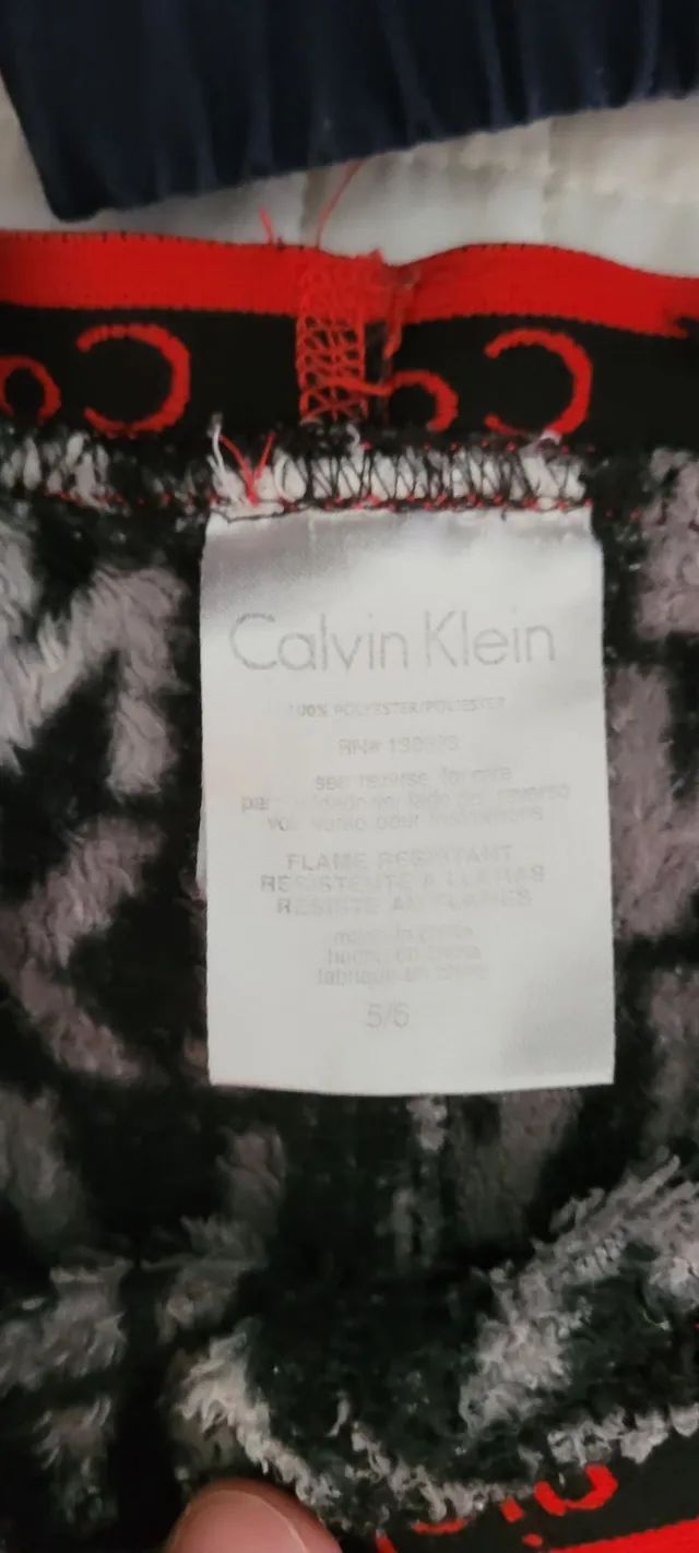 Calça Calvin Klein- 5 anos - Foto 2