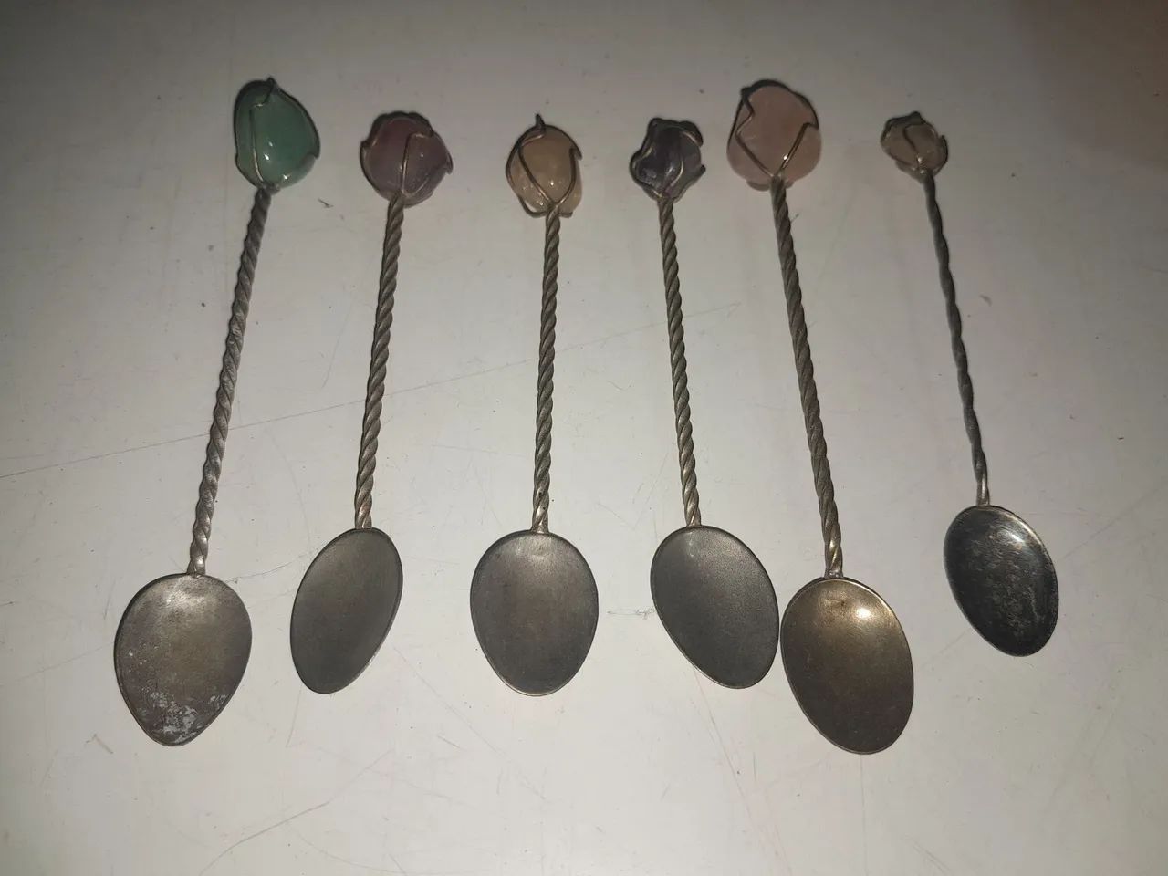 Conjunto de 6 colheres de chá antigas com pedras - Foto 2