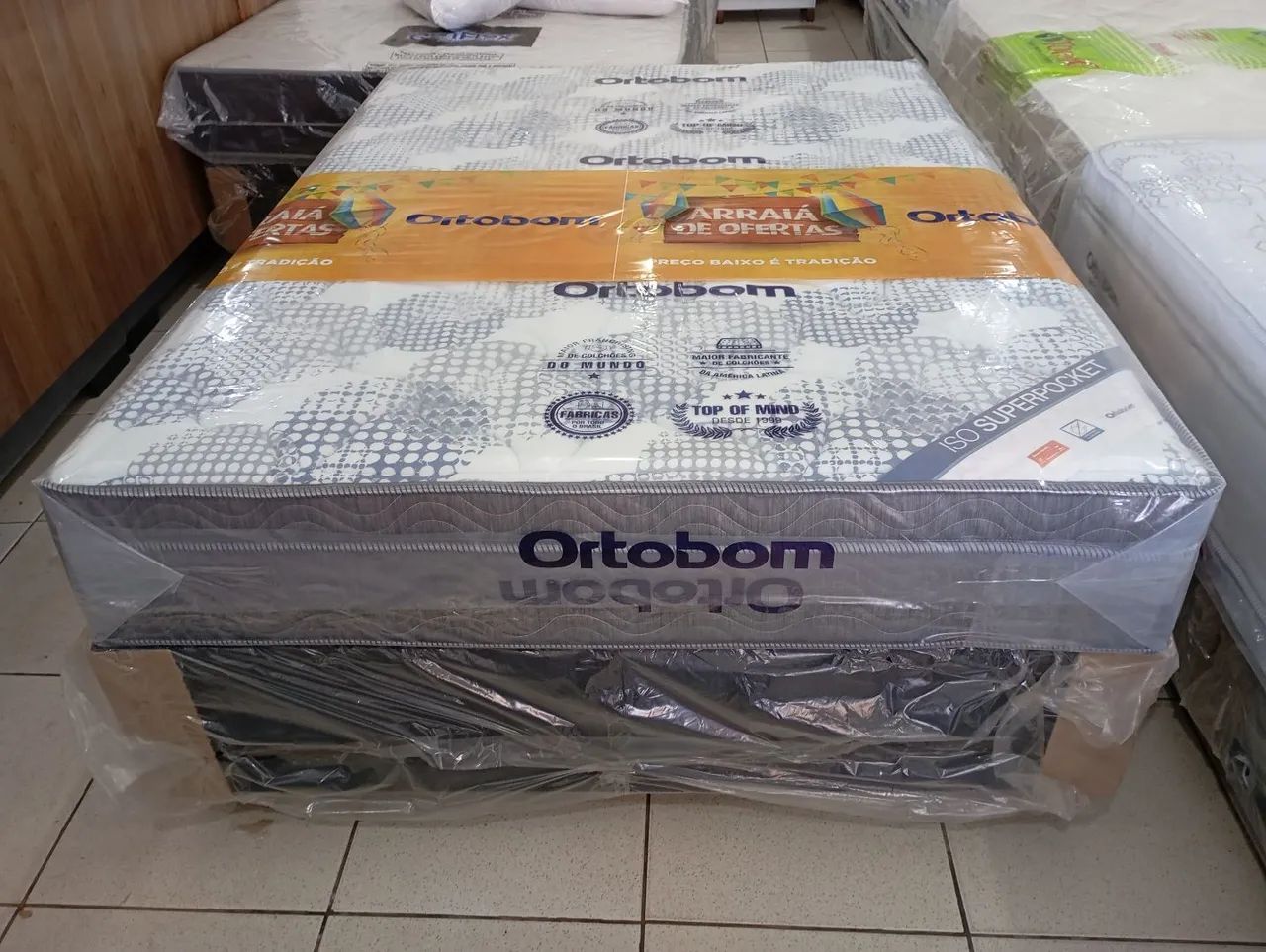 Cama Box Casal Ortobom de mola ensacada 26cm: base e colchão.
