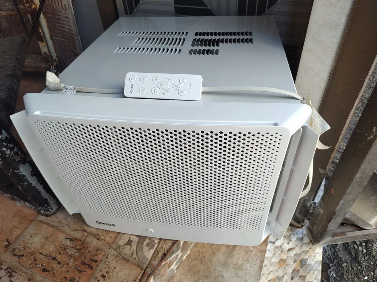 Ar condicionado Consul 10 mil BTUs semi.novo 590,00 - Foto 5