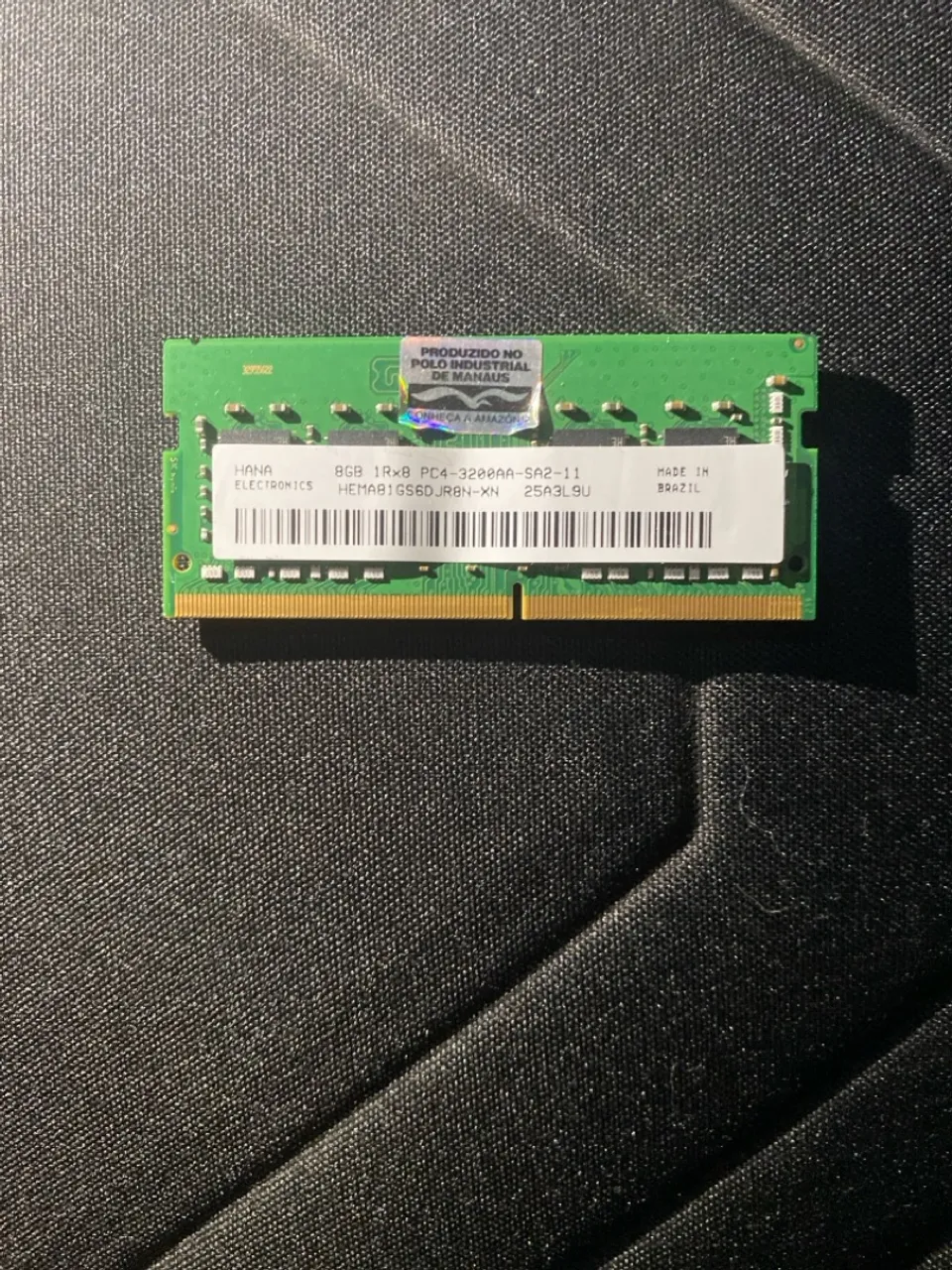 Memória RAM EM PERFEITO ESTADO! 8GB DDR4 3200MH
