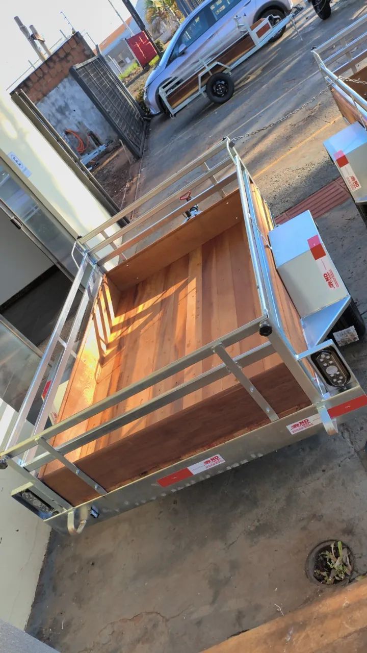 Carretinha reboques em até 12 x sem juros no cartão com parcelas a partir de 415.00 - Foto 5