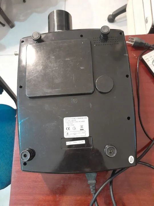 Projetor LCD HD 198 - Foto 2