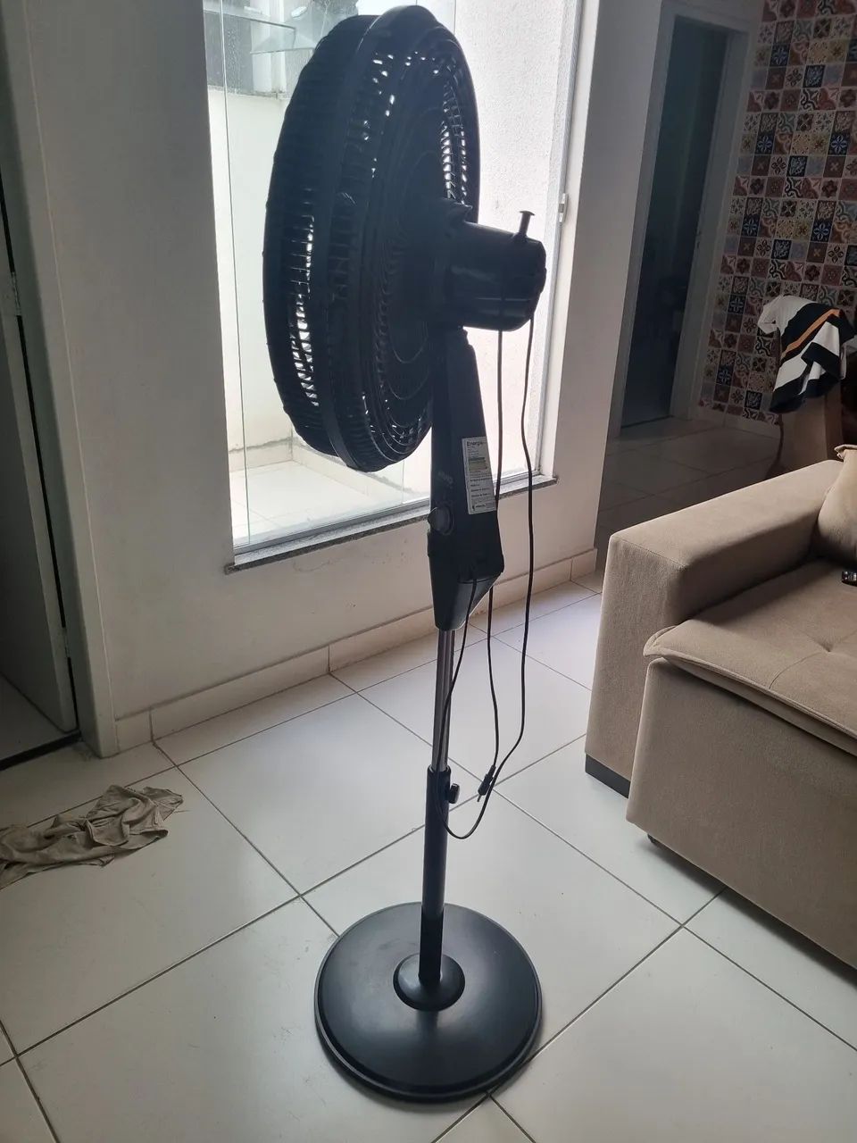 VENDO VENTILADOR TORRE ARNO - Foto 3