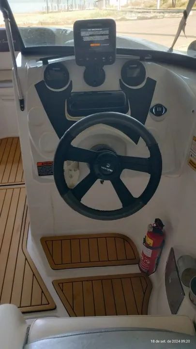 Lancha Betinha - Ventura 230 - Foto 15