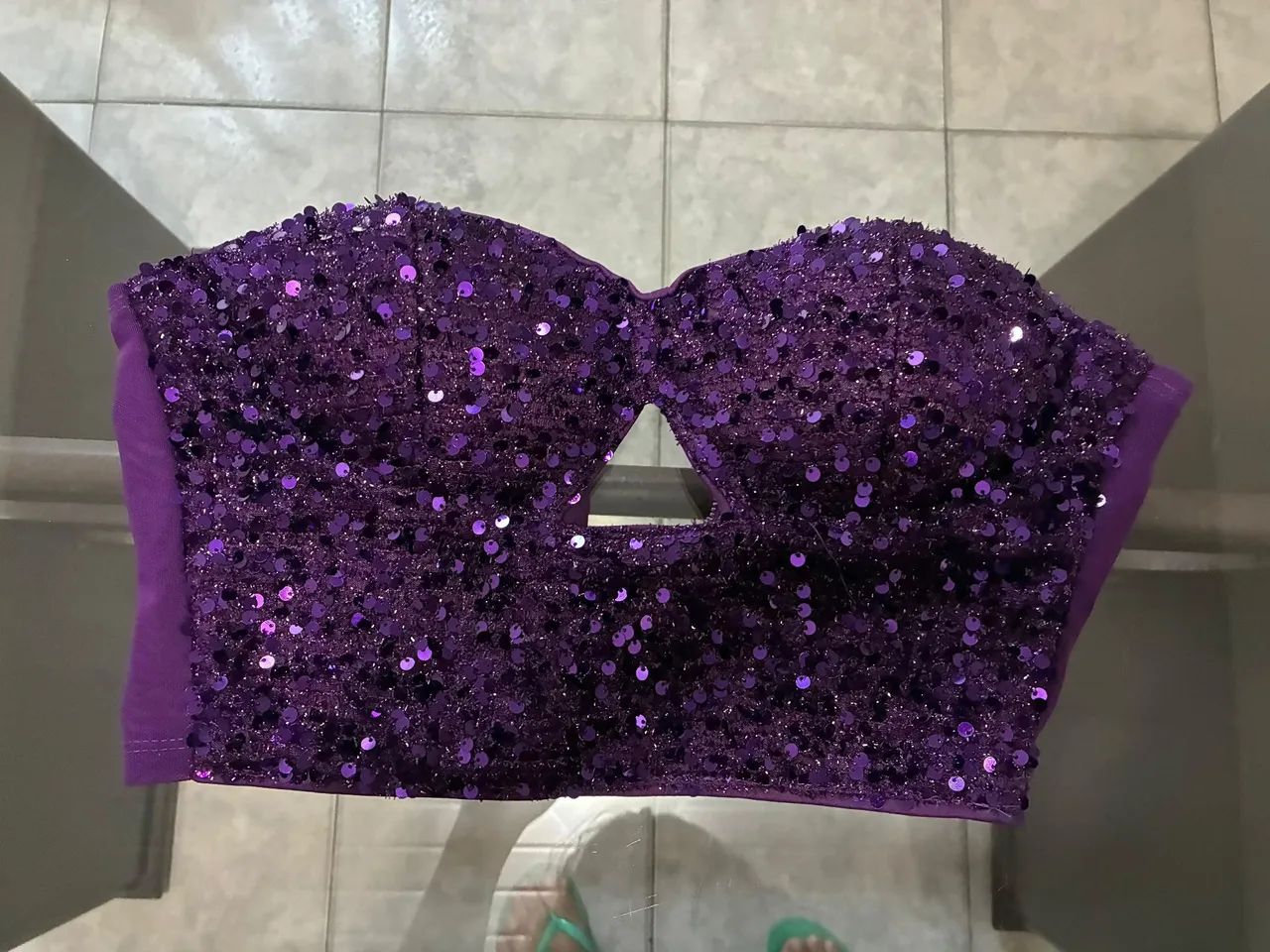 Cropped roxo de paetês