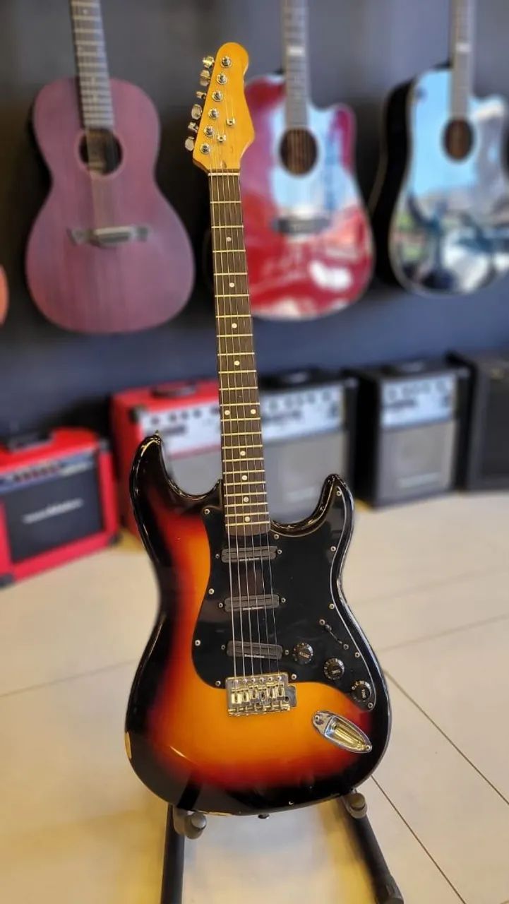 Guitarra Stratocaster Customizada-Luthieria com minihumbucker duncan designer.