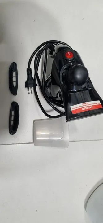 Passadeira a Vapor Portátil Suggar - Ideal para Roupas e Tecidos - Foto 5