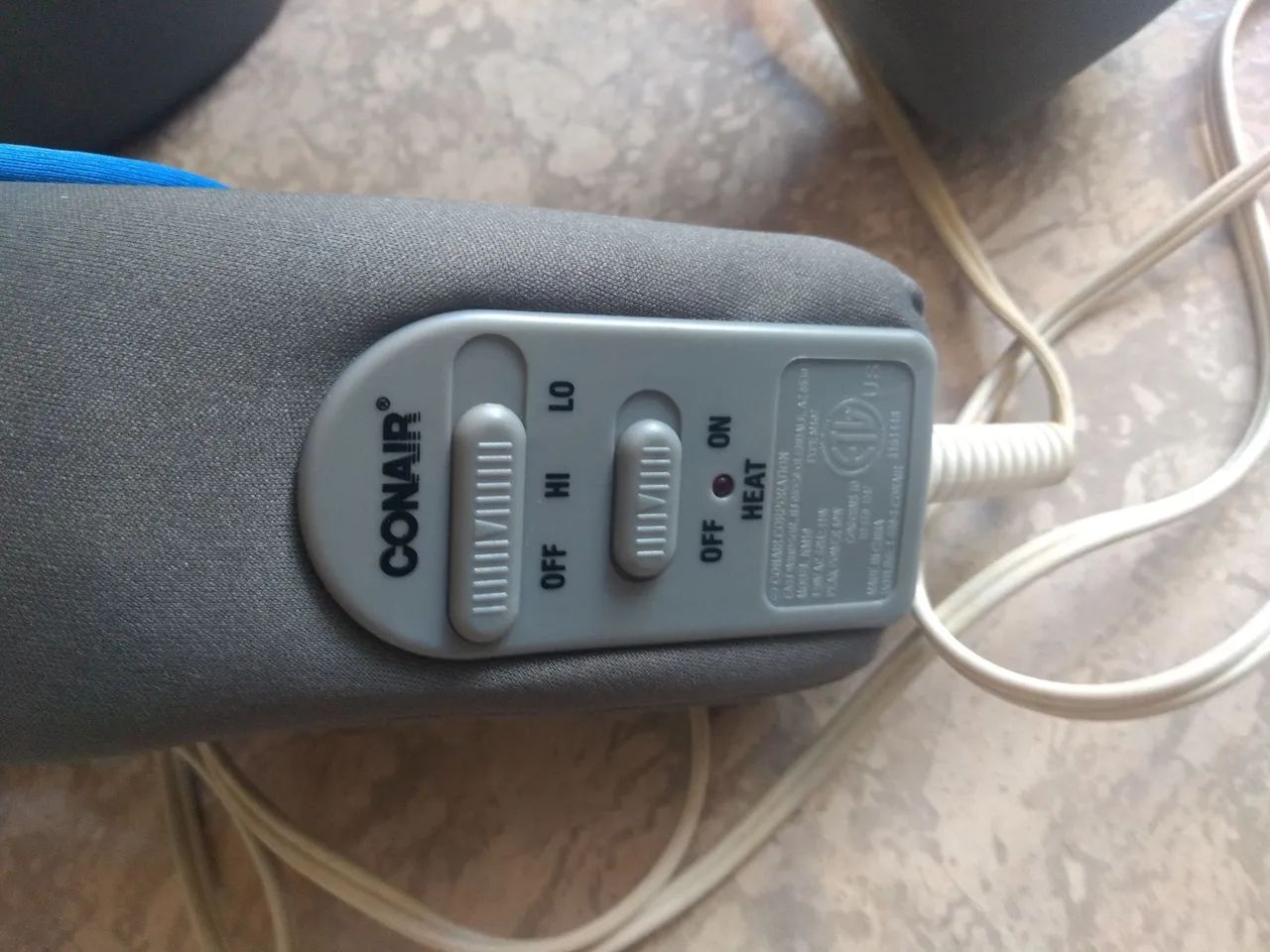 Massageador de pescoço com aquecimento e duas velocidades - Foto 3