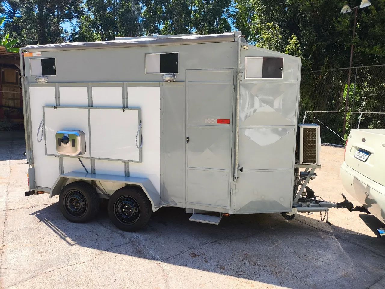 Reboque completo para rodeios - Foto 7