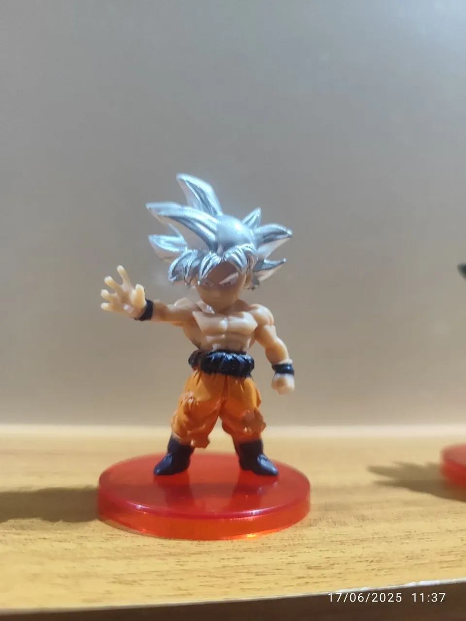 Miniatura Goku - Ultra Instinto