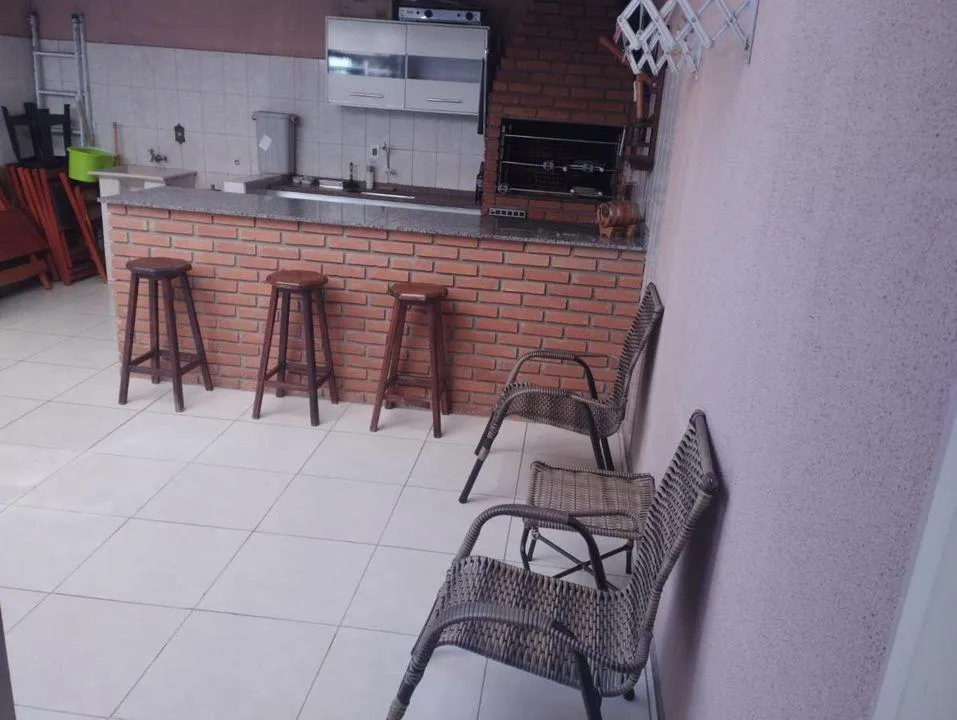 Sobrado para Venda em Sorocaba, Jardim Pacaembu, 3 dormitórios, 1 suíte, 2 banheiros